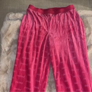 SKIMS logo velour (bottom)